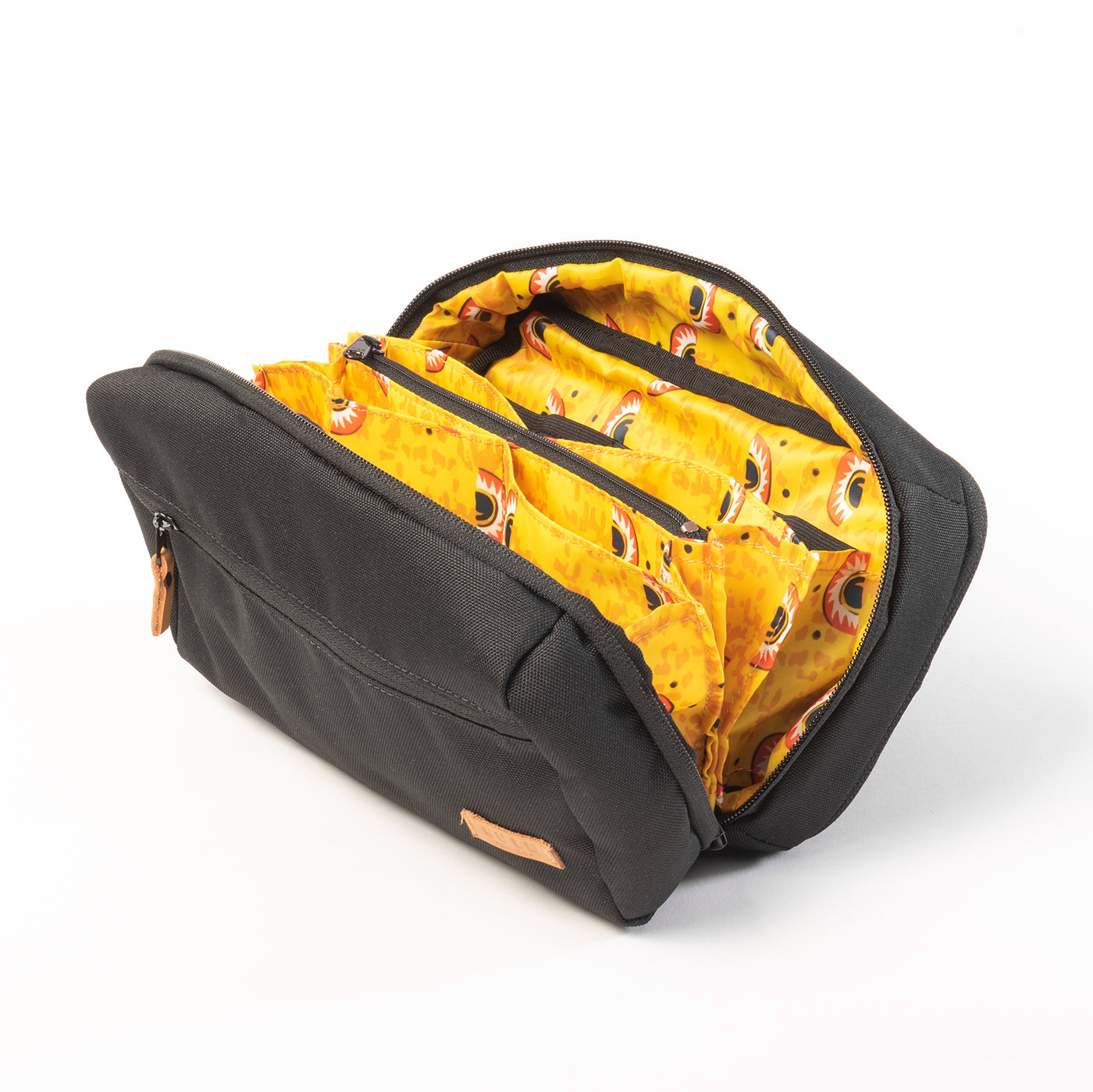 #color_black-w-natural-leather#size_large