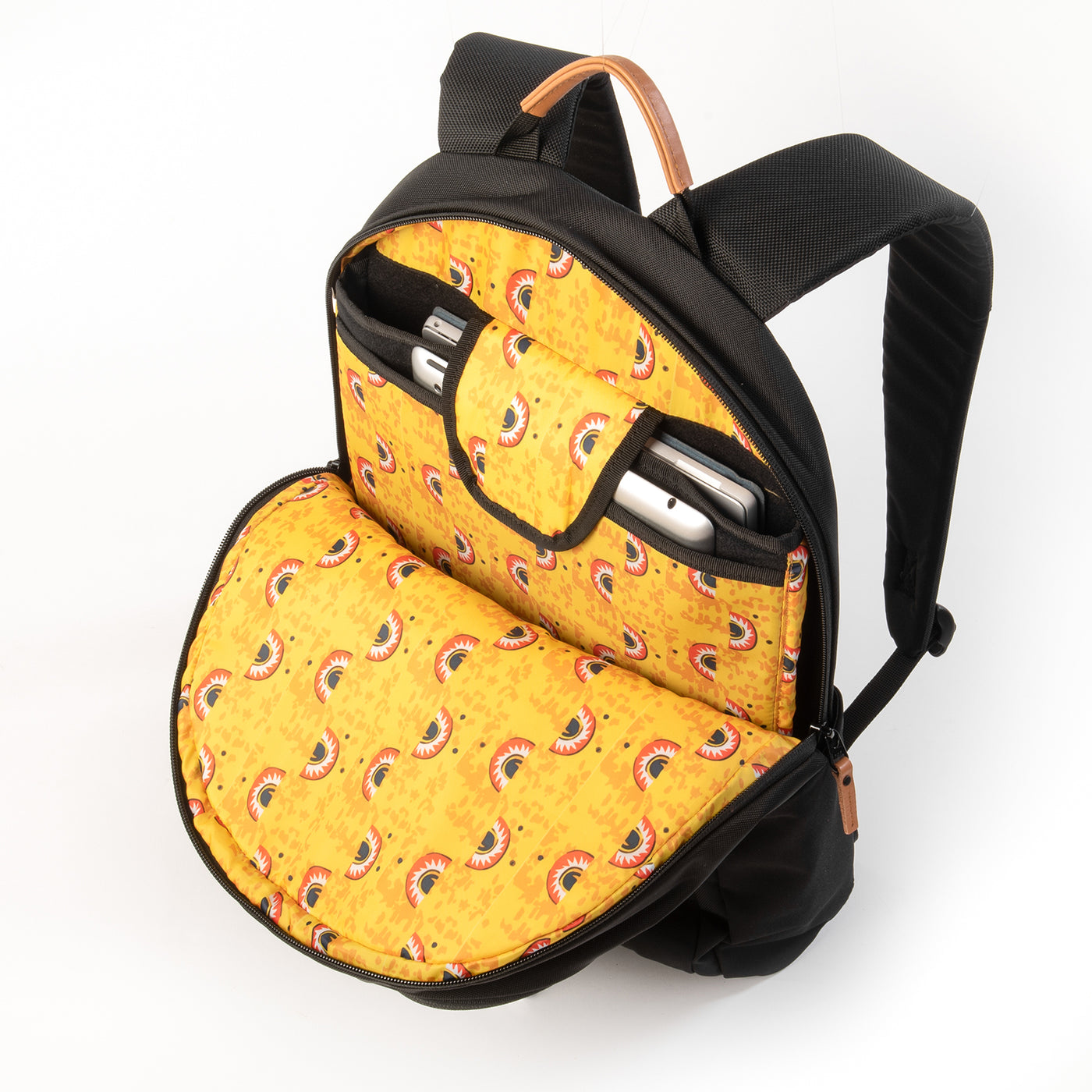 #color_black-w-natural-leather