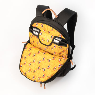 #color_black-w-natural-leather