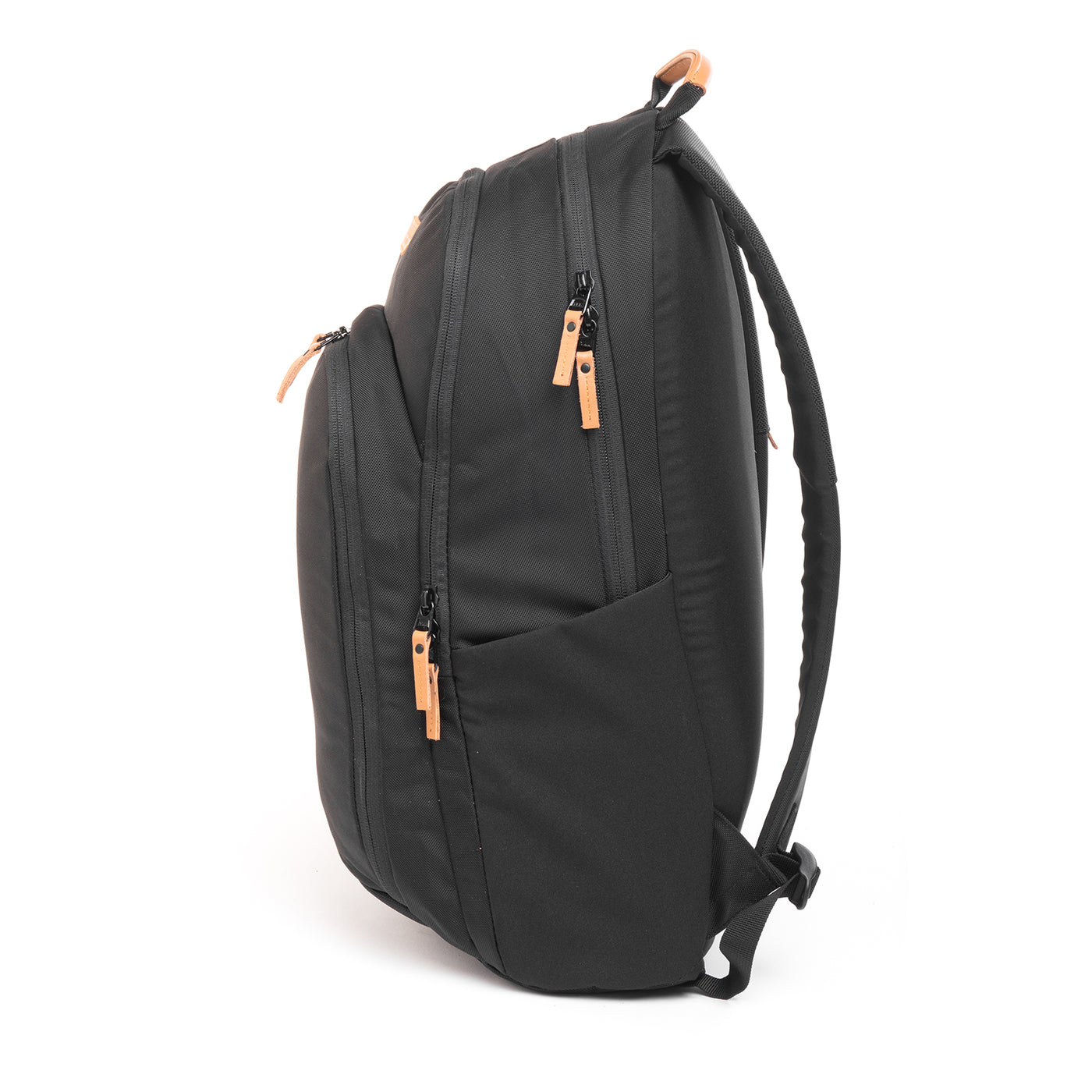 #color_black-w-natural-leather
