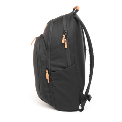 #color_black-w-natural-leather